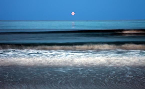 Ocean Moonrise